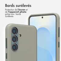 Accezz Coque arrière en cuir avec MagSafe Samsung Galaxy S25 - Light Grey