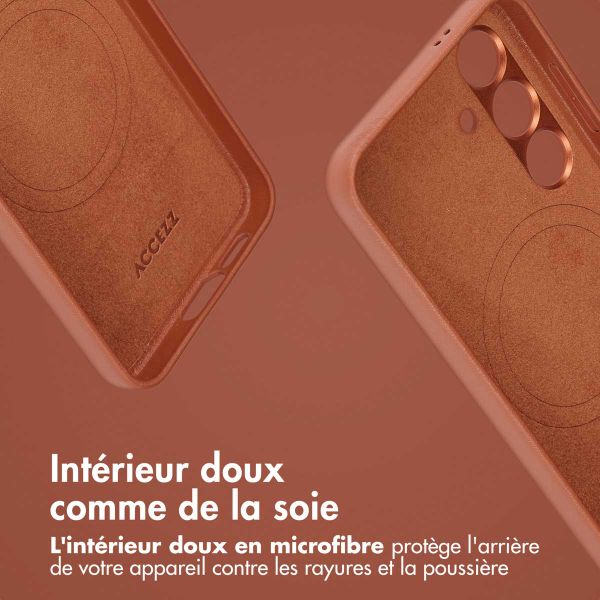 Accezz Étui de télephone portefeuille en cuir 2-en-1 avec MagSafe Samsung Galaxy S24 - Sienna Brown