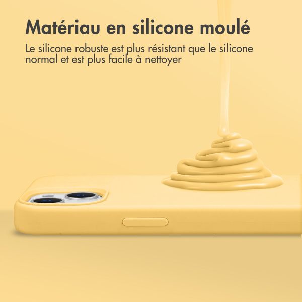 Accezz Coque Liquid Silicone avec MagSafe iPhone 14 Pro Max - Jaune