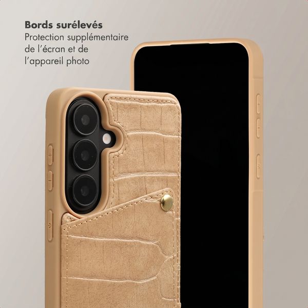 Selencia Coque de télephone Nova Croco avec cordon et porte-cartes Samsung Galaxy S26 - Toasted Almond
