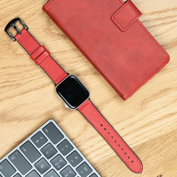 imoshion Bracelet en cuir véritable Apple Watch Series 1 t/m 9 / SE (38/40/41 mm) | Series 10 / 11 (42 mm) - Rouge