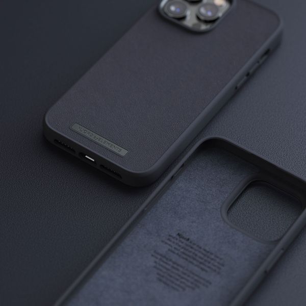 Njorð Collections Coque en cuir véritable iPhone 14 Pro Max - Black