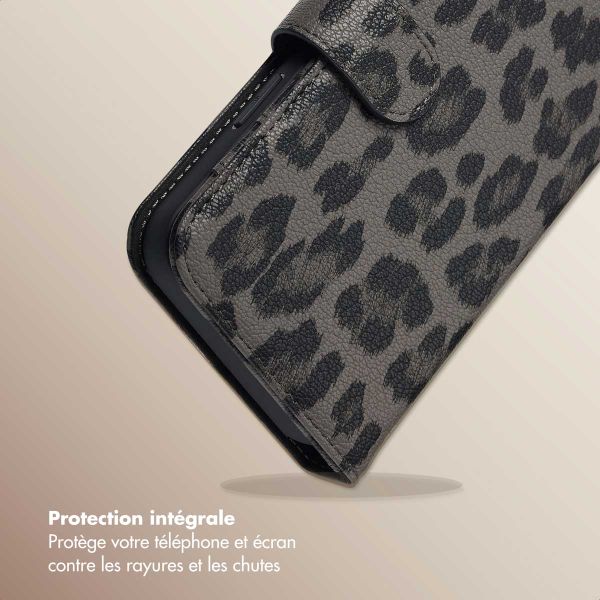 Selencia Étui de télephone portefeuille imprimé léopard Sabi Apple iPhone 12 (Pro) - Midnight Black