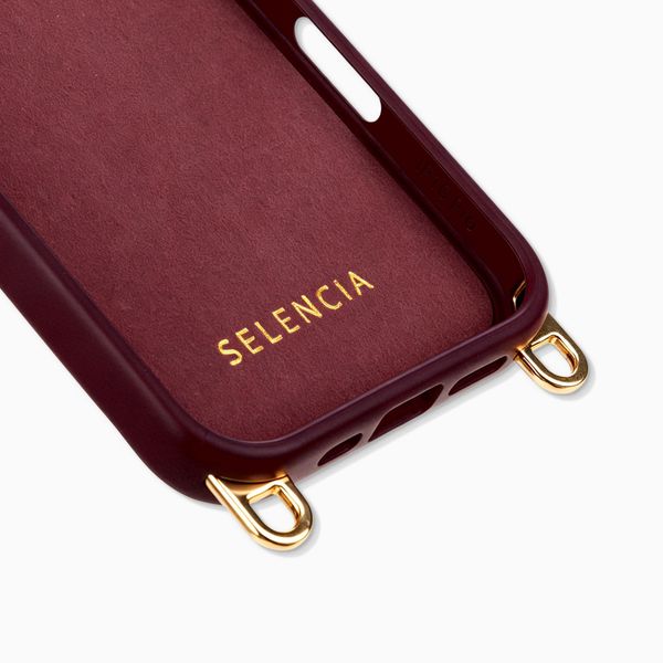 Selencia Coque arrière Rivièra avec MagSafe avec crochets amovibles Apple iPhone 16 Pro - Bold Burgundy
