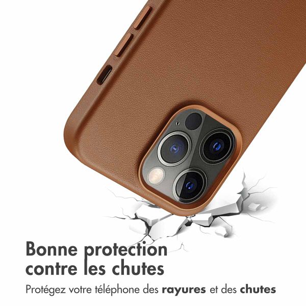 Accezz Coque arrière en cuir avec MagSafe Apple iPhone 13 Pro - Sienna Brown