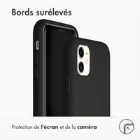 Accezz Coque Liquid Silicone Apple iPhone 11 - Noir
