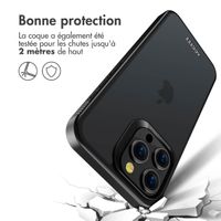 Accezz Coque Givrée Robuste Apple iPhone 15 Pro Max - Noir