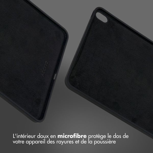 Accezz Coque Liquid Silicone avec porte-stylet Apple iPad Air 11 pouces (2025) M3 / (2024) M2 / Air 5 (2022) / Air 4 (2020) - Noir