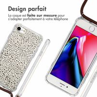 imoshion Coque Design avec cordon Apple iPhone SE (2022 / 2020) / 8 / 7 - Desert Dots