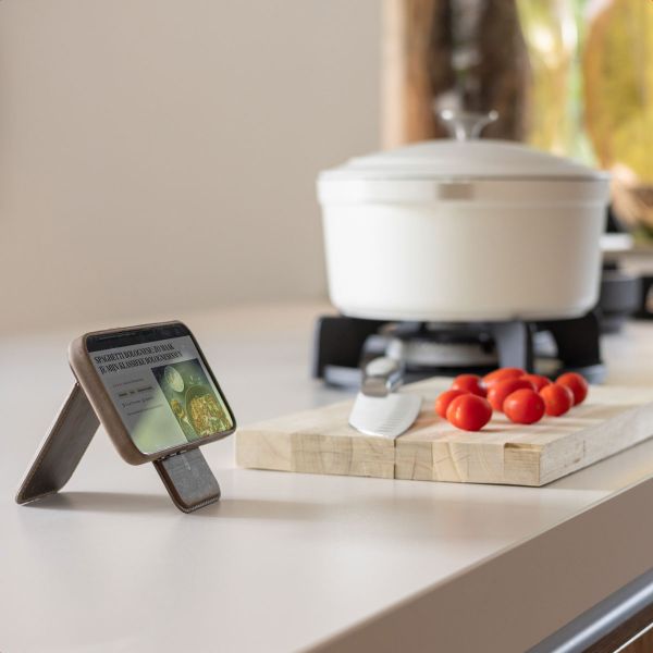 Accezz Porte-cartes MagSafe en cuir vintage avec support - Rustic Brown