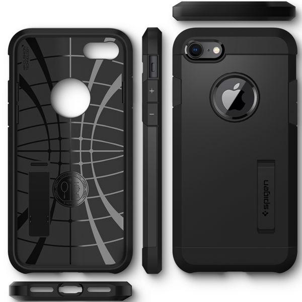 Spigen Coque Tough Armor Apple iPhone SE (2022 / 2020) - Noir