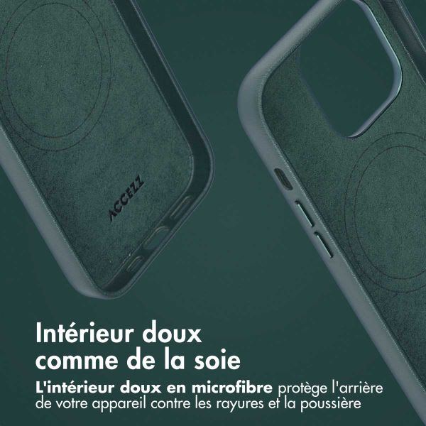 Accezz Étui de téléphone portefeuille en cuir 2-en-1 avec MagSafe iPhone 14 Pro - Cedar Green