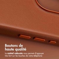 Accezz Coque arrière en cuir avec MagSafe Apple iPhone 16 Pro Max - Sienna Brown