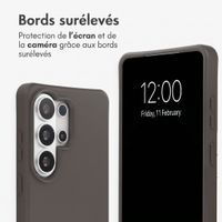 imoshion Coque arrière Color avec cordon amovible et MagSafe Samsung Galaxy S26 Ultra - Black Coffee