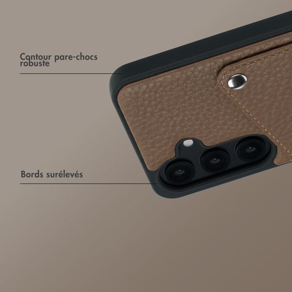 Selencia Coque Riva avec porte-cartes Samsung Galaxy S25 / S24 - Mocha Brown