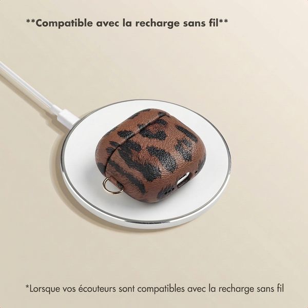 Selencia Coque Sabi motif panthère  Apple Airpods 4 - Mocha Brown