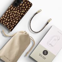 Selencia Nova coque arrière en cuir véritable avec porte-cartes Samsung Galaxy S25 - Fawn Chic