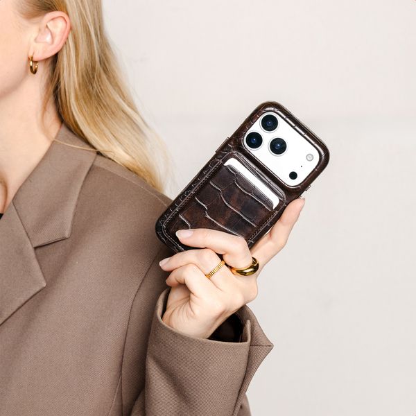Selencia Porte-cartes Croco avec MagSafe - Choco Brown