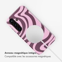 Selencia Coque arrière Vivid avec MagSafe Samsung Galaxy S25 - Wavy Swirl Pink Plum