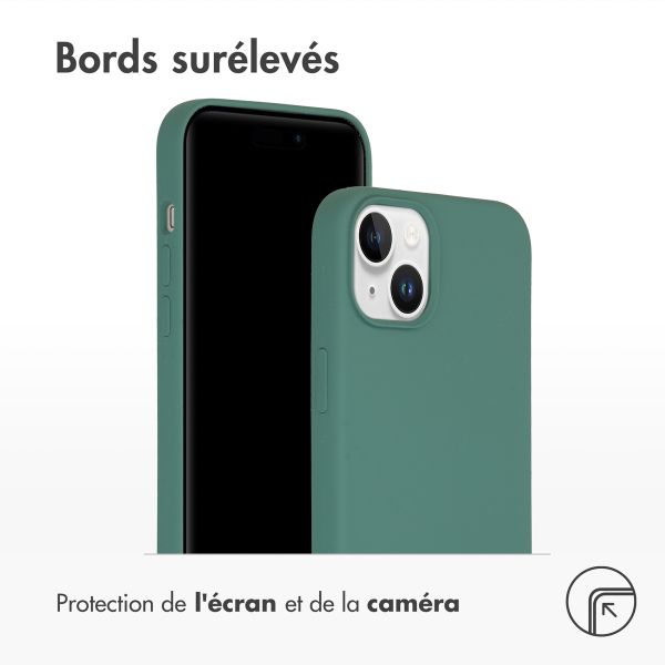 Accezz Coque Liquid Silicone avec MagSafe Apple iPhone 15 Plus - Vert foncé