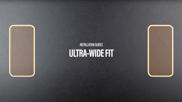 PanzerGlass Protection d'écran Privacy Ultra-Wide Fit Anti-bactérienne avec applicateur Apple iPhone 16 Pro Max