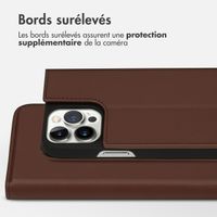 Accezz Étui de téléphone Slim Folio en cuir de qualité supérieure iPhone 13 Pro Max - Brun