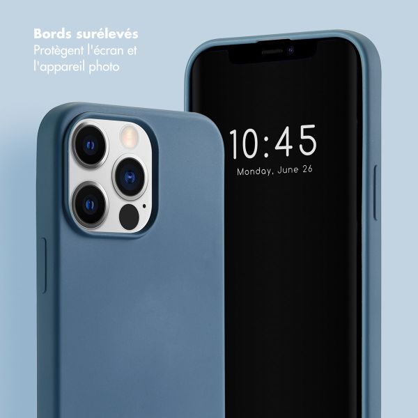 Selencia Coque avec dragonne de luxe Apple iPhone 13 Pro - Bleu