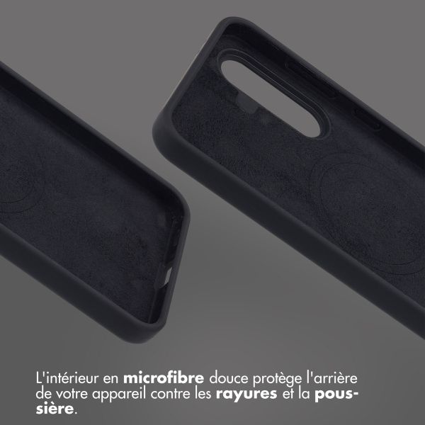 Accezz Coque arrière en silicone liquide avec MagSafe Samsung Galaxy A56 - Noir