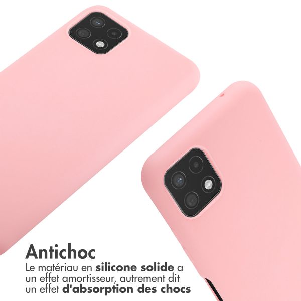 imoshion Coque en silicone avec cordon Samsung Galaxy A22 (5G) - Rose