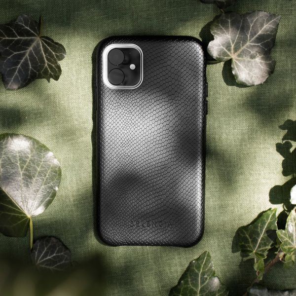 Selencia Coque Gaia Serpent iPhone 13 Pro - Noir