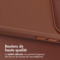 Accezz Coque arrière en cuir avec MagSafe Apple iPhone 17 Pro Max - Sienna Brown