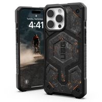 UAG Coque arrière Monarch Pro Apple iPhone 16 Pro Max - Forged Carbon