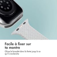 imoshion Bracelet en silicone tressé Apple Watch Series 1 à 10 / SE / Ultra (2) (44/45/46/49 mm) - Gris