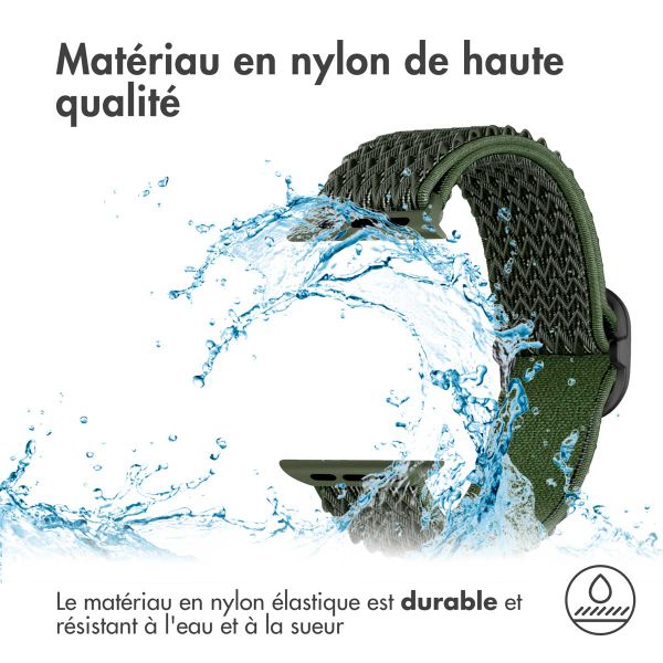 imoshion Bracelet en nylon élastique Apple Watch Series 1 t/m 9 / SE (38/40/41 mm) | Series 10 / 11 (42 mm) - Vert foncé