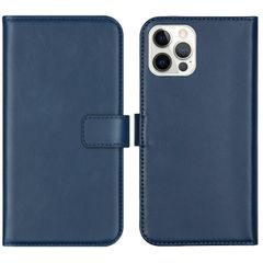 Selencia Étui de téléphone portefeuille en cuir véritable Apple iPhone 12 (Pro)