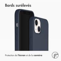 Accezz Coque Liquid Silicone iPhone 13 - Bleu foncé