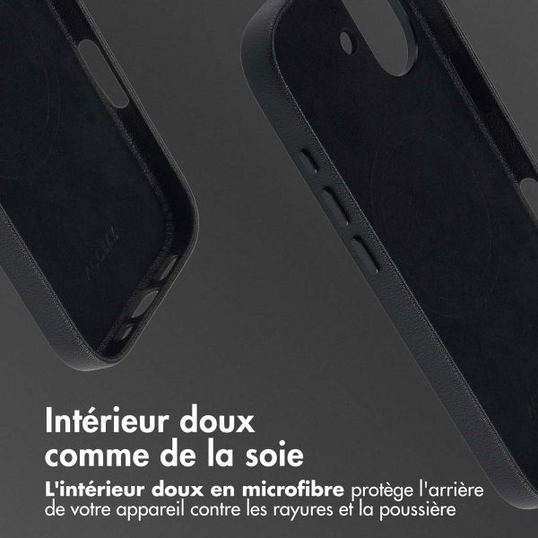 Accezz Coque arrière en cuir avec MagSafe Apple iPhone 17 - Onyx Black