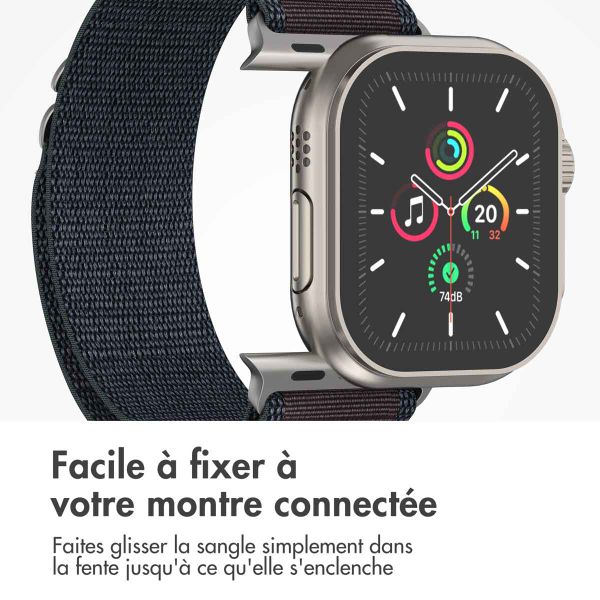 imoshion Bracelet en nylon Alpine Apple Watch Series 1 t/m 11 / SE / Ultra (44/45/46/49 mm) - Indigo