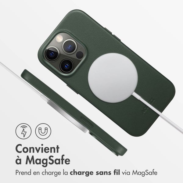 Accezz Coque arrière en cuir avec MagSafe iPhone 14 Pro - Cedar Green