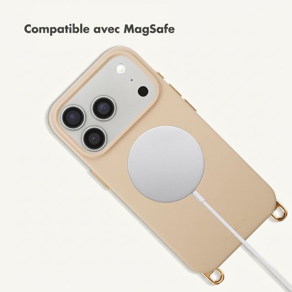 Selencia Coque arrière Rivièra avec MagSafe avec crochets amovibles Apple iPhone 17 Pro - Milky Latte