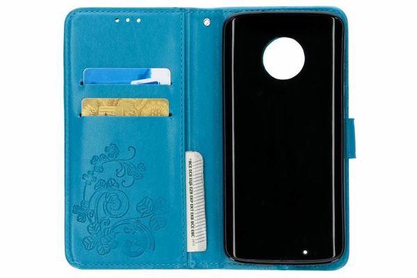 Etui de téléphone Fleurs de Trèfle Motorola Moto G6